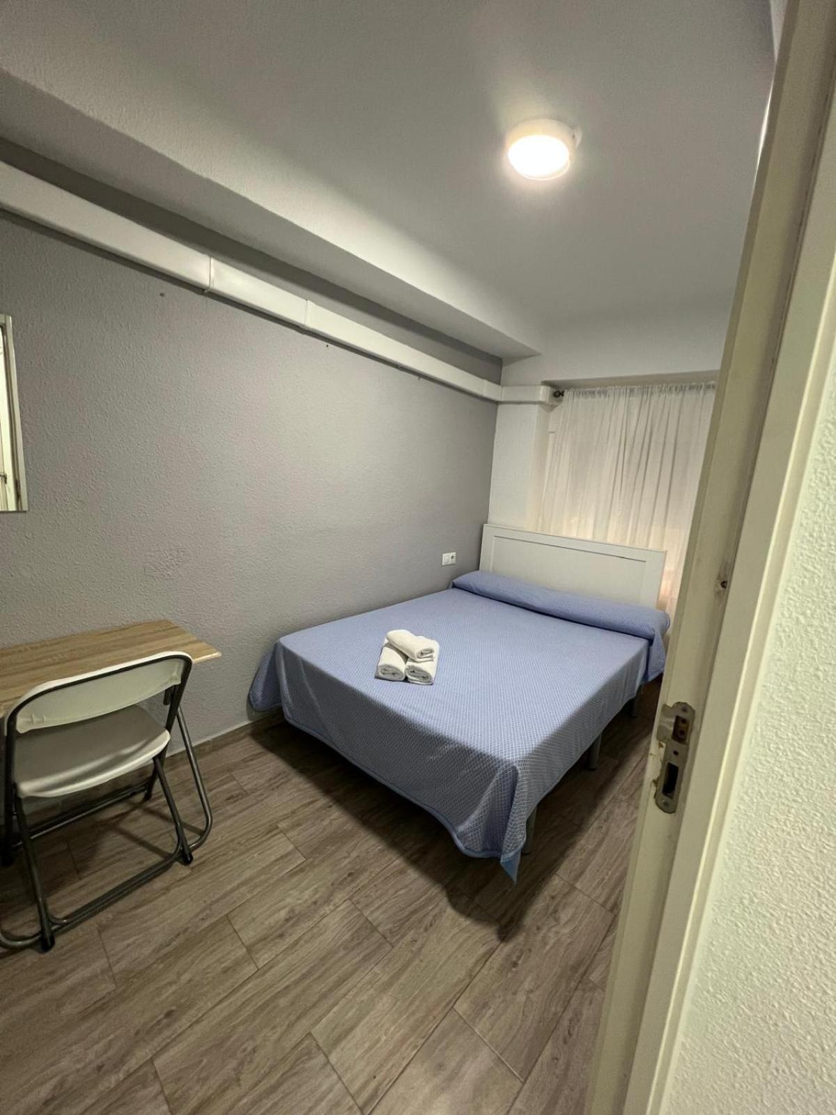 אליקאנטה Guesthouse Central מראה חיצוני תמונה