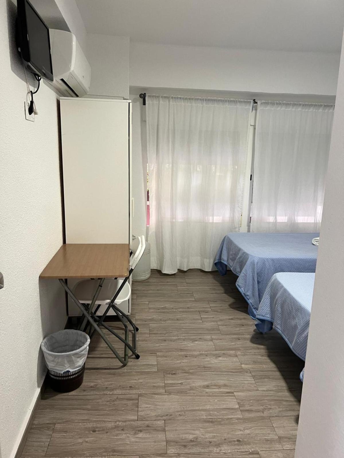 אליקאנטה Guesthouse Central מראה חיצוני תמונה