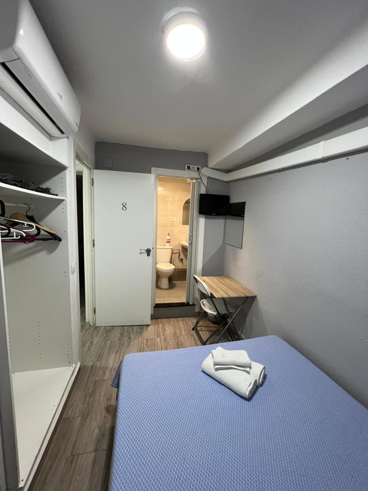אליקאנטה Guesthouse Central מראה חיצוני תמונה