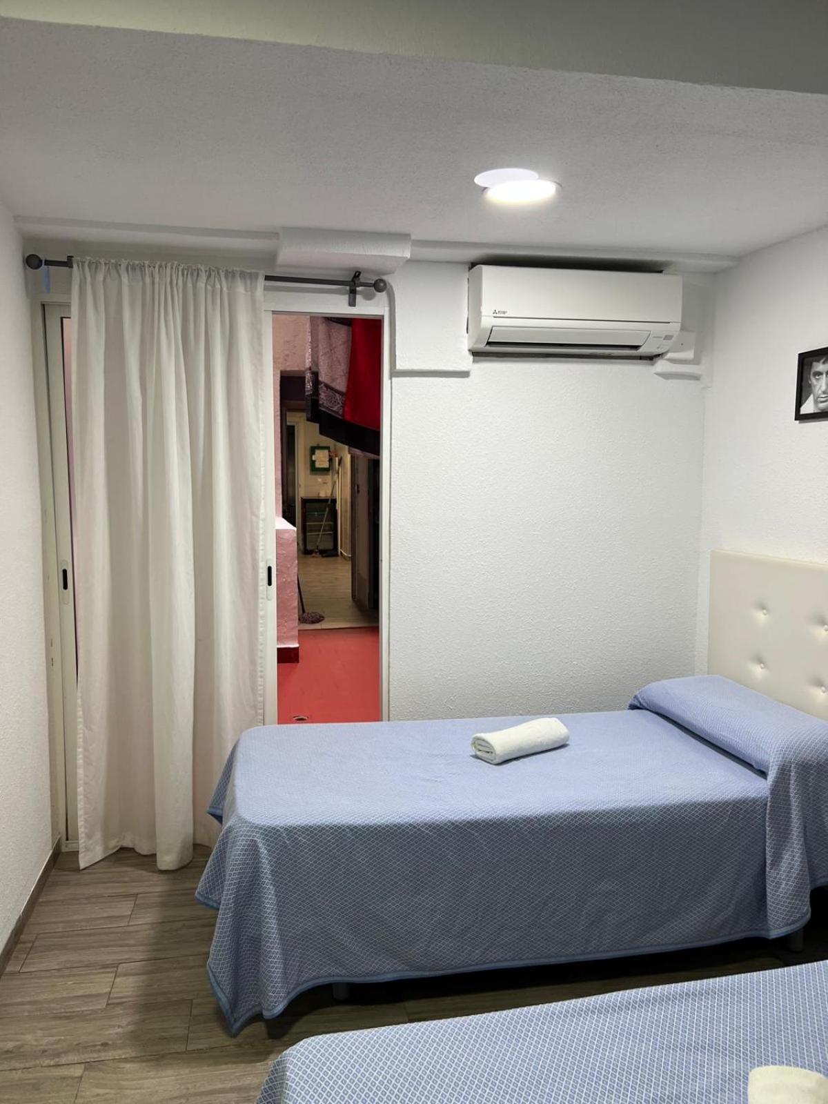 אליקאנטה Guesthouse Central מראה חיצוני תמונה