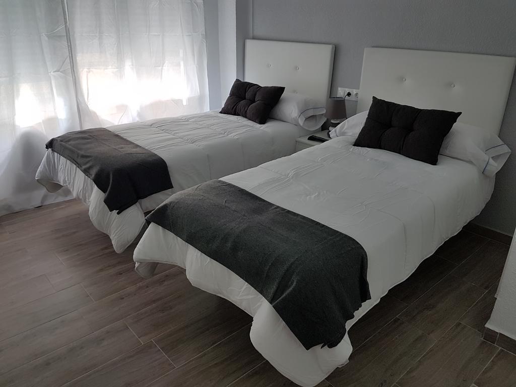 אליקאנטה Guesthouse Central מראה חיצוני תמונה