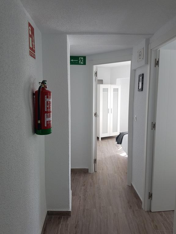 אליקאנטה Guesthouse Central מראה חיצוני תמונה
