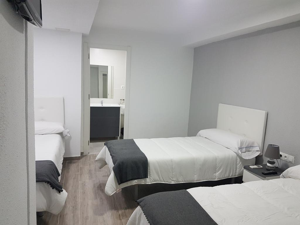 אליקאנטה Guesthouse Central מראה חיצוני תמונה