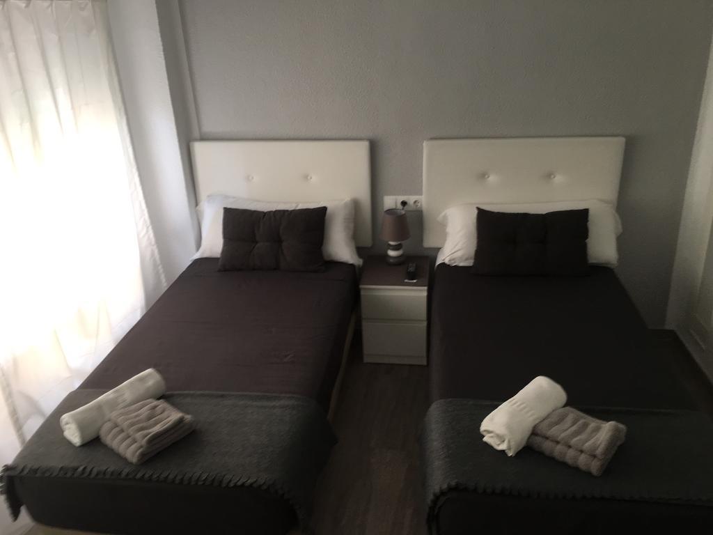 אליקאנטה Guesthouse Central מראה חיצוני תמונה