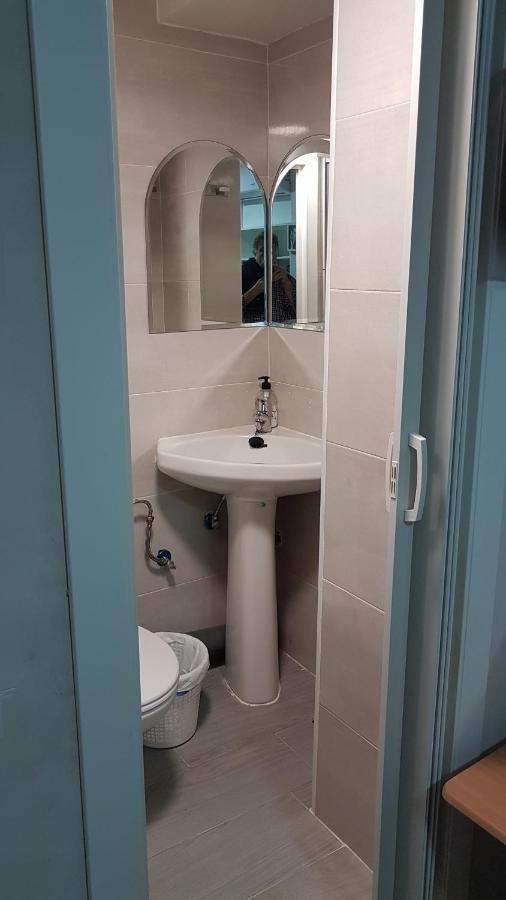 אליקאנטה Guesthouse Central מראה חיצוני תמונה